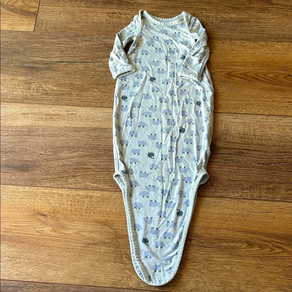 Hanna Andersson Light Blue Baby Sleep Gown Ties at Bottom Sheep’s Unisex Size NB